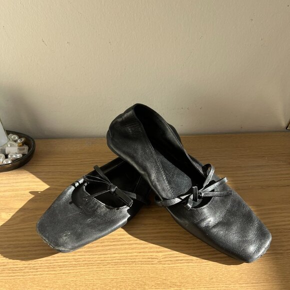 Zara Bow Mary Jane Flats - Picture 1 of 4